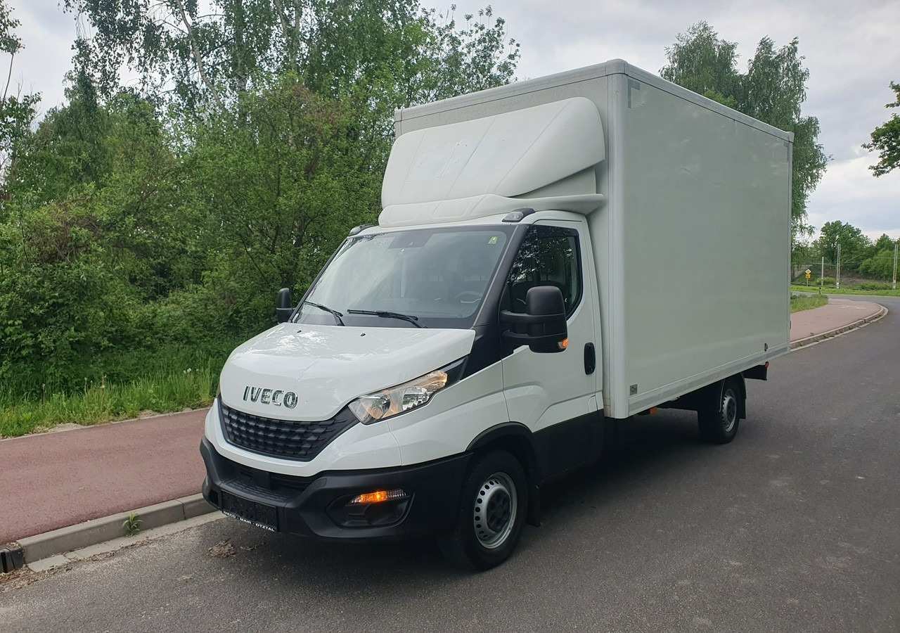 Dostavno vozilo z zabojnikom Iveco 35 Daily 35S14: slika 7
