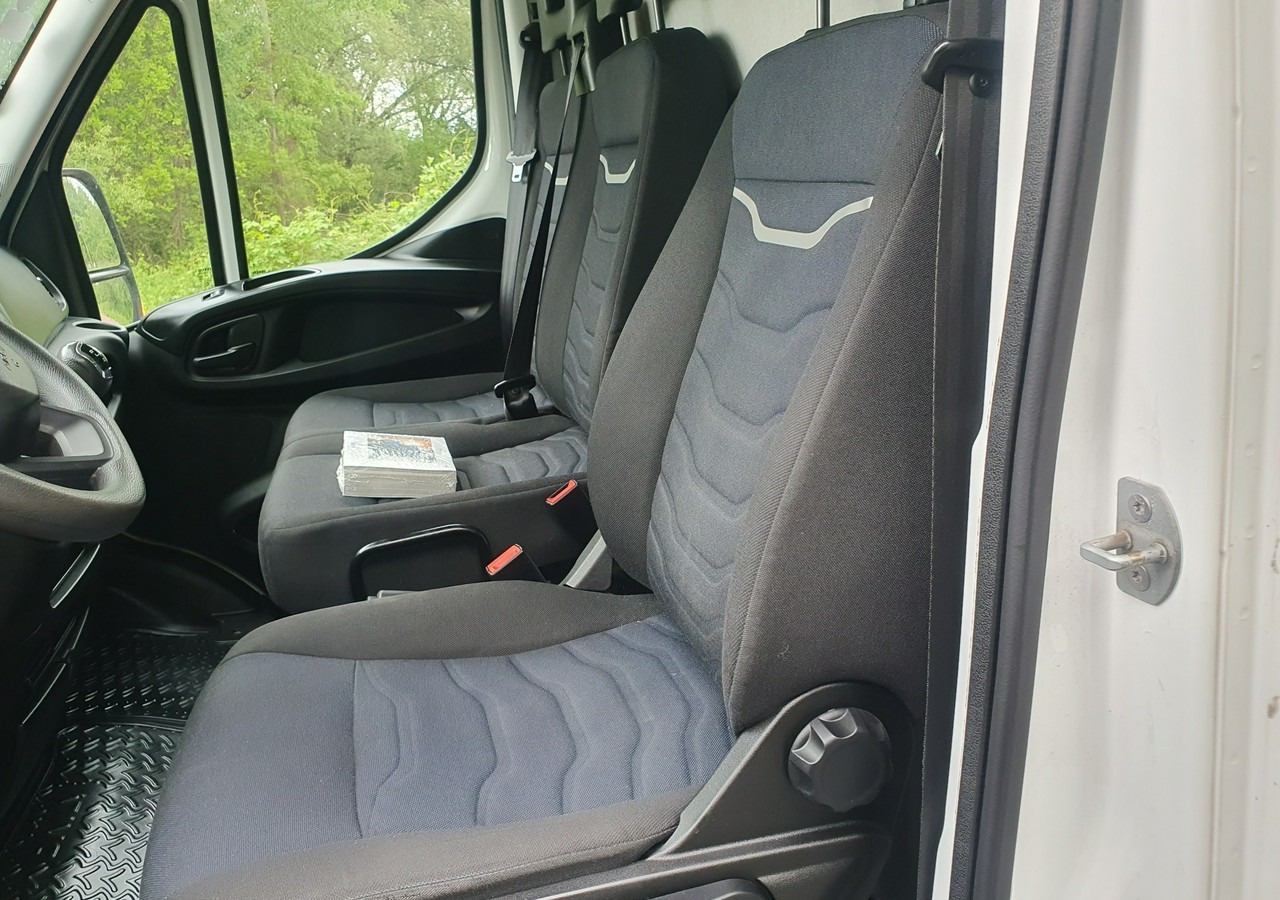 Dostavno vozilo z zabojnikom Iveco 35 Daily 35S14: slika 10