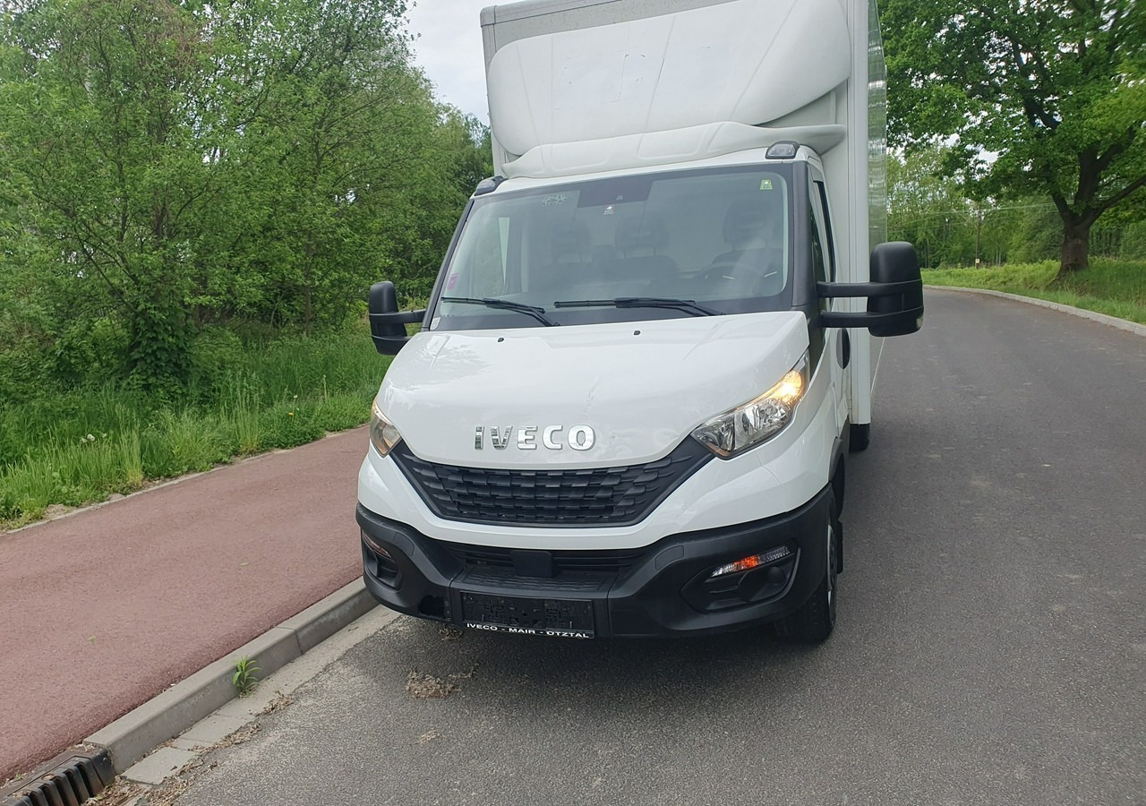 Iveco 35 Daily 35S14 klima * 3 osobowy *nowy rozrząd * - Dostavno vozilo z zabojnikom: slika 2 Iveco 35 Daily 35S14 klima * 3 osobowy *nowy rozrząd * - Dostavno vozilo z zabojnikom: slika 2