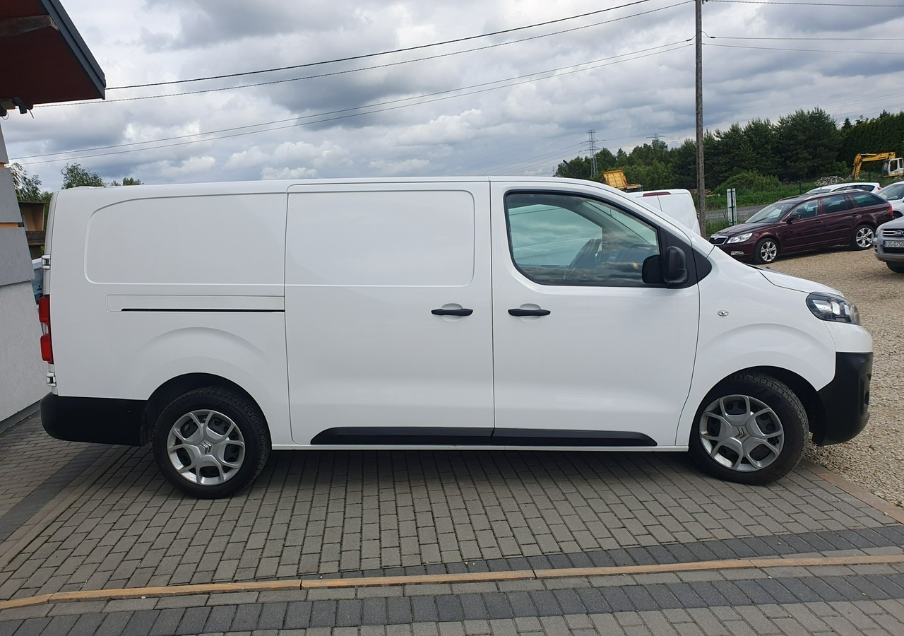 Opel Vivaro 2,0 Diesel | L3 H1 | Stan bdb *Long* - Furgon: slika 5 Opel Vivaro 2,0 Diesel | L3 H1 | Stan bdb *Long* - Furgon: slika 5