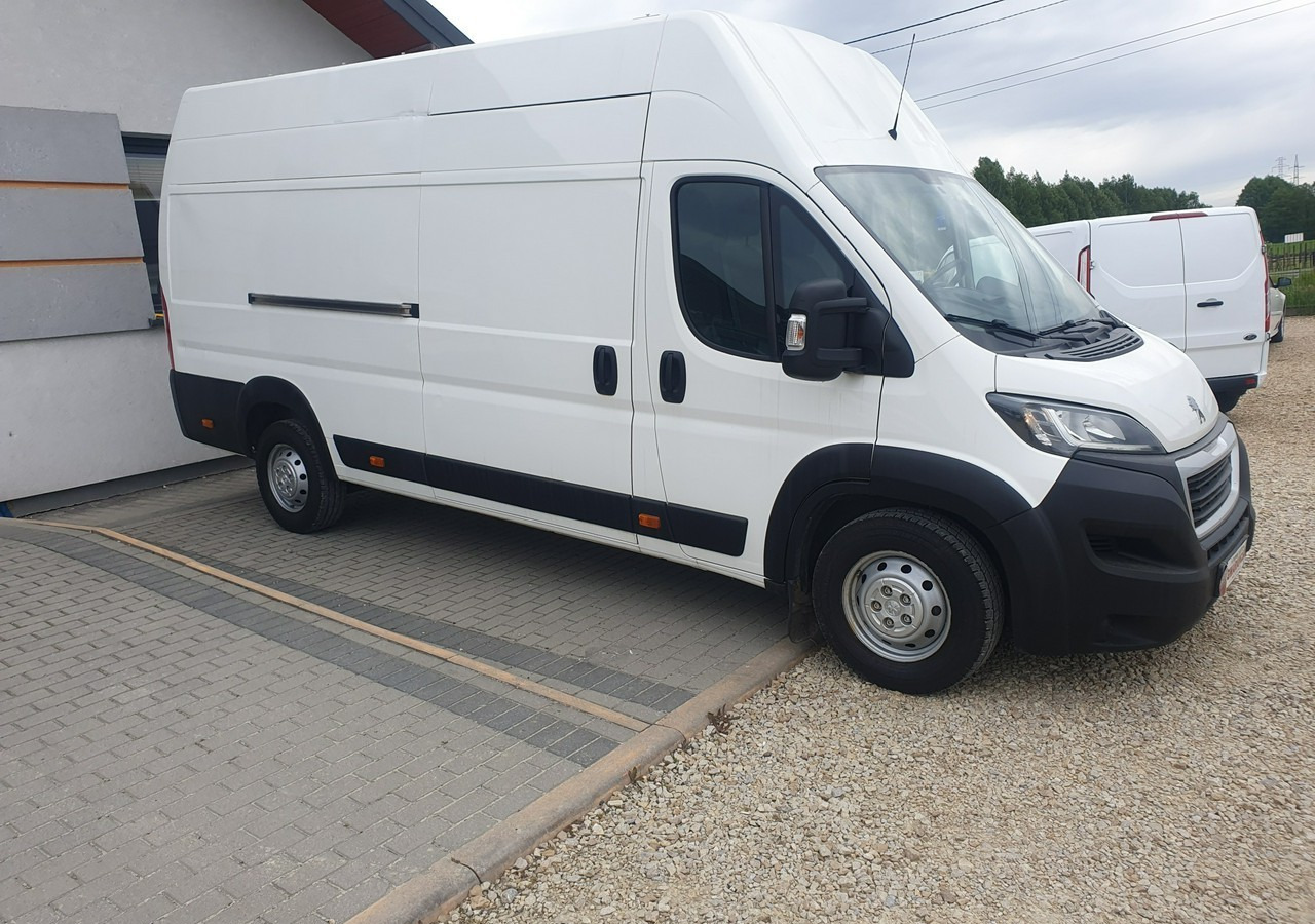 Peugeot Boxer krajowy l* klima* - Furgon: slika 4 Peugeot Boxer krajowy l* klima* - Furgon: slika 4