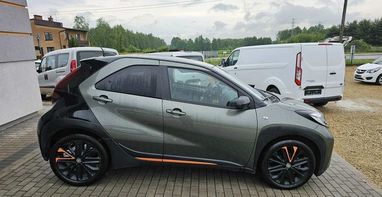 Toyota Aygo II Aygo X Aygo x cross limited automat 25tyś - Avtomobil: slika 5 Toyota Aygo II Aygo X Aygo x cross limited automat 25tyś - Avtomobil: slika 5