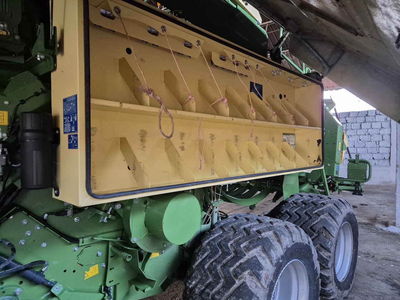 Krone Big Pack 1290 XC - Balirka za kvadratne bale: slika 2 Krone Big Pack 1290 XC - Balirka za kvadratne bale: slika 2