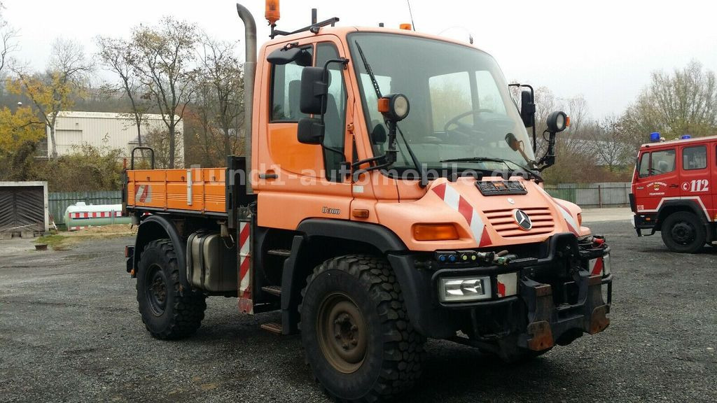Mercedes-Benz Unimog U 300 Kipper Zugmaschine Kommunalhydraulik U 500 400 U 300 Kipper Zugmaschine Kommunalhydraulik U 500 400 - Komunalno/ Posebno vozilo: slika 2 Mercedes-Benz Unimog U 300 Kipper Zugmaschine Kommunalhydraulik U 500 400 U 300 Kipper Zugmaschine Kommunalhydraulik U 500 400 - Komunalno/ Posebno vozilo: slika 2