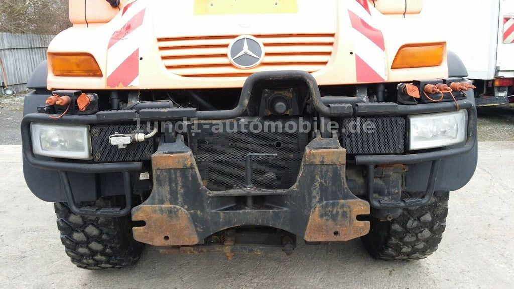 Mercedes-Benz Unimog U 500 Kipper Kommunalhydraulik U 300 400 U 500 Kipper Kommunalhydraulik U 300 400 - Komunalno/ Posebno vozilo: slika 4 Mercedes-Benz Unimog U 500 Kipper Kommunalhydraulik U 300 400 U 500 Kipper Kommunalhydraulik U 300 400 - Komunalno/ Posebno vozilo: slika 4