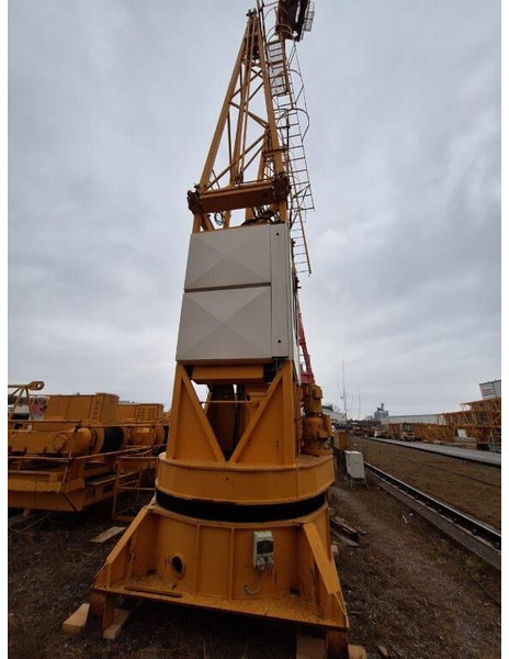 Liebherr 140EC-H6 45m jib - Stolpni žerjav: slika 2 Liebherr 140EC-H6 45m jib - Stolpni žerjav: slika 2