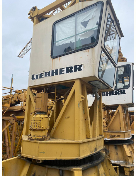 Liebherr 180EC-H10 - Stolpni žerjav: slika 2 Liebherr 180EC-H10 - Stolpni žerjav: slika 2