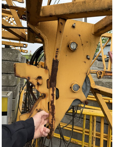 Liebherr 42K.1, 2008 yom - some Works needed - Samopostavljivi žerjav: slika 5 Liebherr 42K.1, 2008 yom - some Works needed - Samopostavljivi žerjav: slika 5