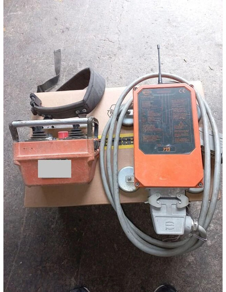 Liebherr HBC radio control 112/132/140/180EC-H - Stolpni žerjav: slika 2 Liebherr HBC radio control 112/132/140/180EC-H - Stolpni žerjav: slika 2