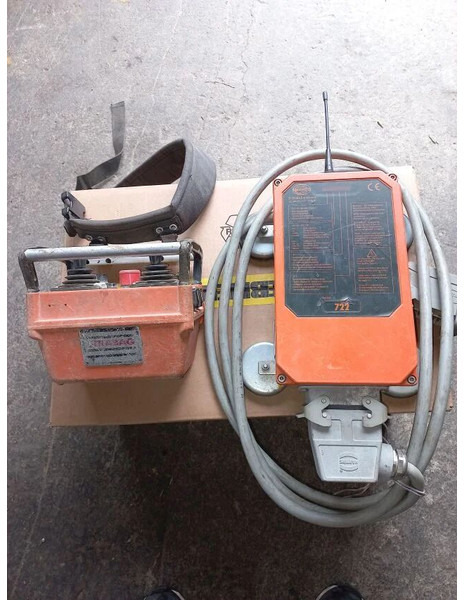 Liebherr HBC radio control 112/132/140/180EC-H - Stolpni žerjav: slika 4 Liebherr HBC radio control 112/132/140/180EC-H - Stolpni žerjav: slika 4