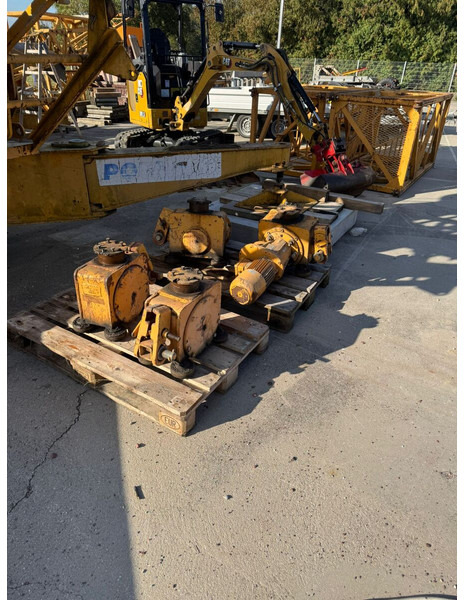 Liebherr driven boogies - 35/50/63K - Samopostavljivi žerjav: slika 1 Liebherr driven boogies - 35/50/63K - Samopostavljivi žerjav: slika 1