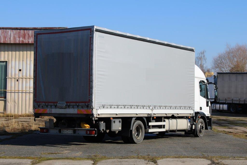 Iveco Eurocargo 120E25 - Tovornjak s ponjavo: slika 3 Iveco Eurocargo 120E25 - Tovornjak s ponjavo: slika 3