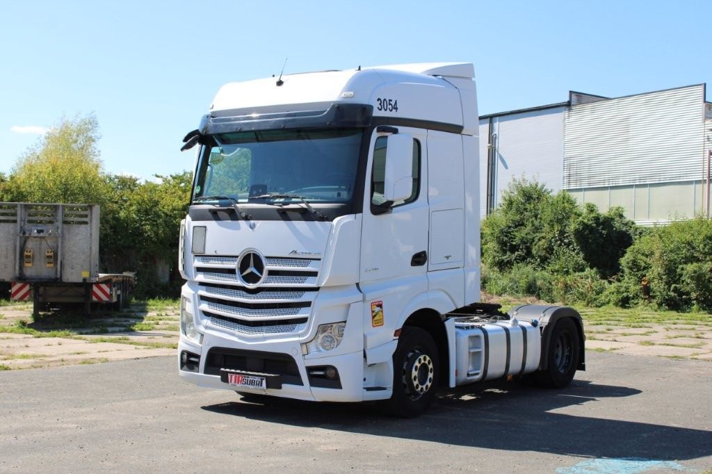 Mercedes-Benz ACTROS 1845 - Vlačilec: slika 3 Mercedes-Benz ACTROS 1845 - Vlačilec: slika 3