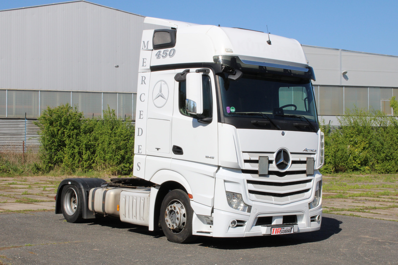 Mercedes-Benz Actros 1845 - Vlačilec: slika 1 Mercedes-Benz Actros 1845 - Vlačilec: slika 1