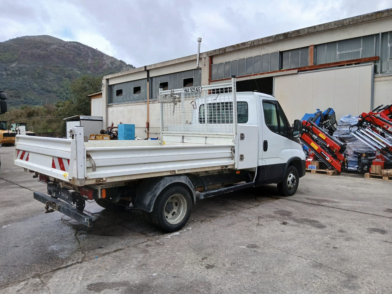 Tovornjak z dvigalom IVECO DAILY 35-120: slika 12