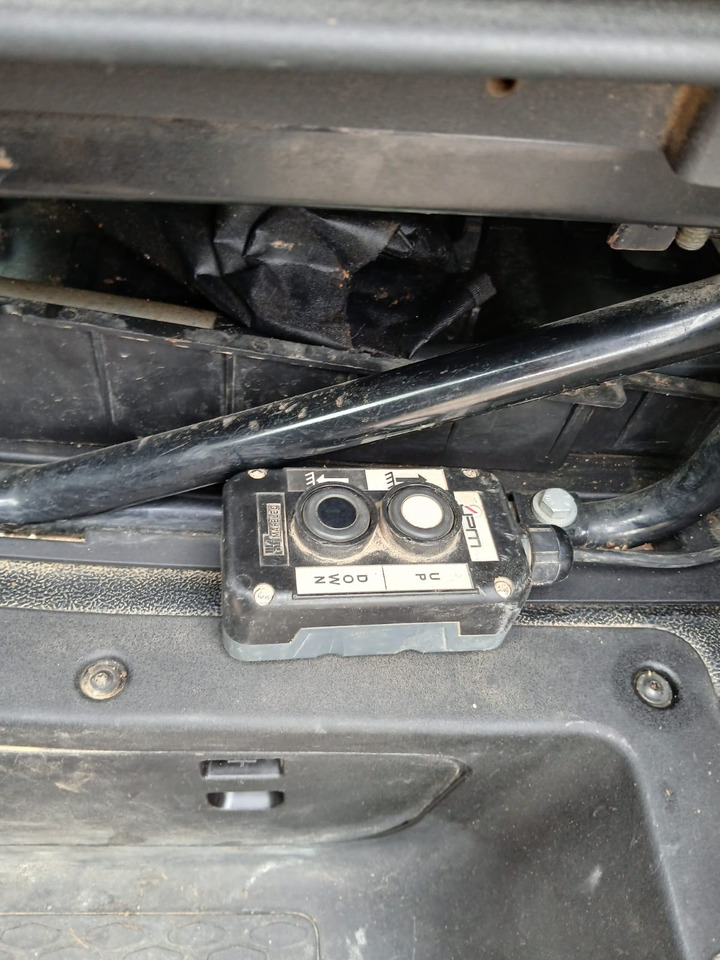 Tovornjak z dvigalom IVECO DAILY 35-120: slika 35