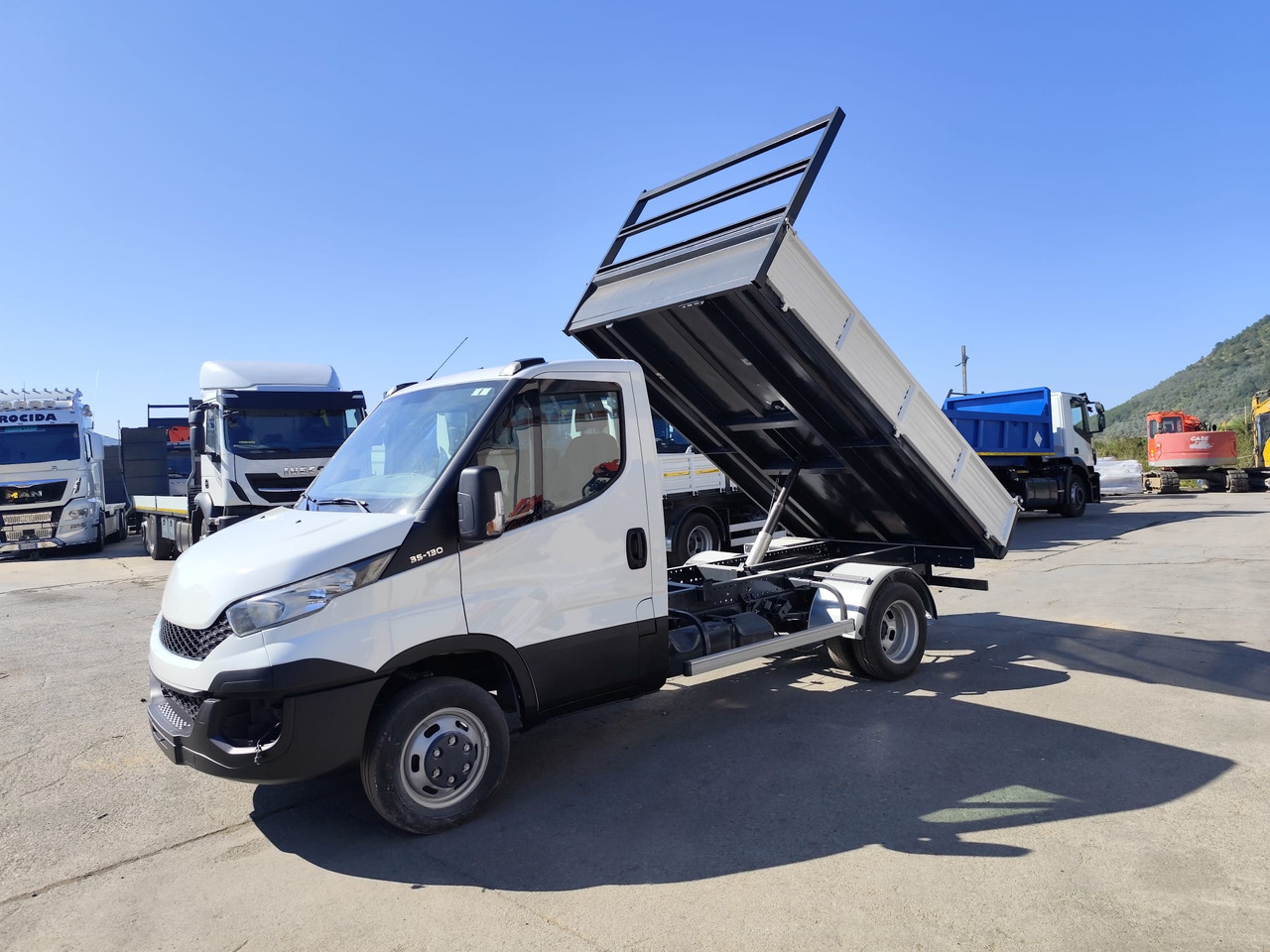 IVECO DAILY 35C13 - Dostavno vozilo prekucnik: slika 3 IVECO DAILY 35C13 - Dostavno vozilo prekucnik: slika 3