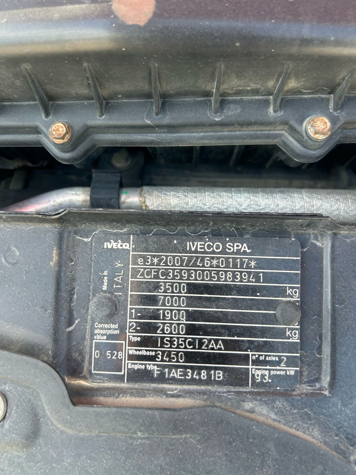 IVECO DAILY 35C13 - Dostavno vozilo prekucnik: slika 2 IVECO DAILY 35C13 - Dostavno vozilo prekucnik: slika 2