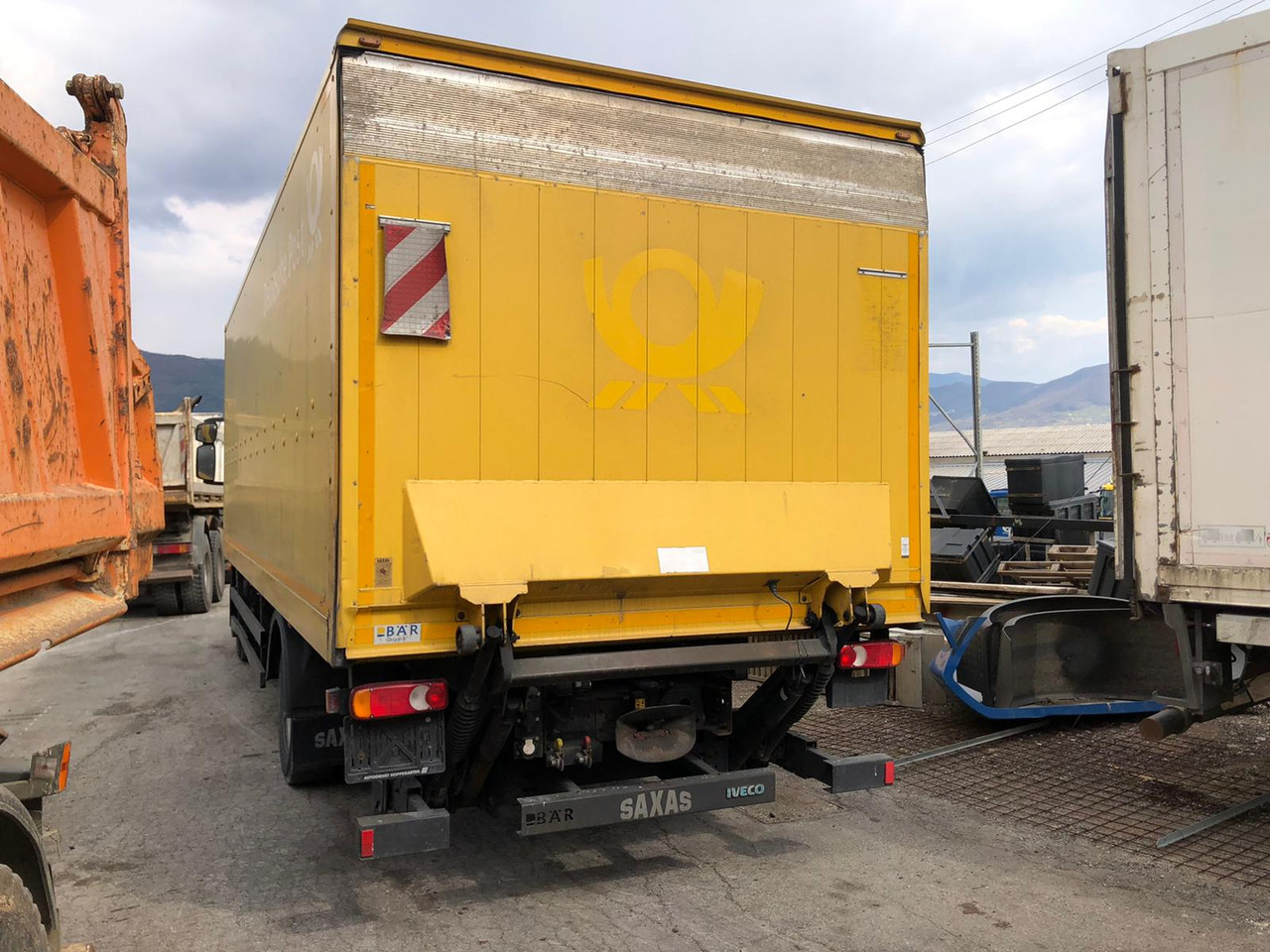IVECO EUROCARGO 120E28P - Tovornjak-šasija: slika 4 IVECO EUROCARGO 120E28P - Tovornjak-šasija: slika 4