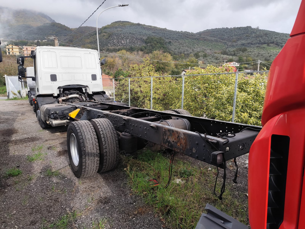 IVECO EUROCARGO 140-250 - Tovornjak-šasija: slika 3 IVECO EUROCARGO 140-250 - Tovornjak-šasija: slika 3