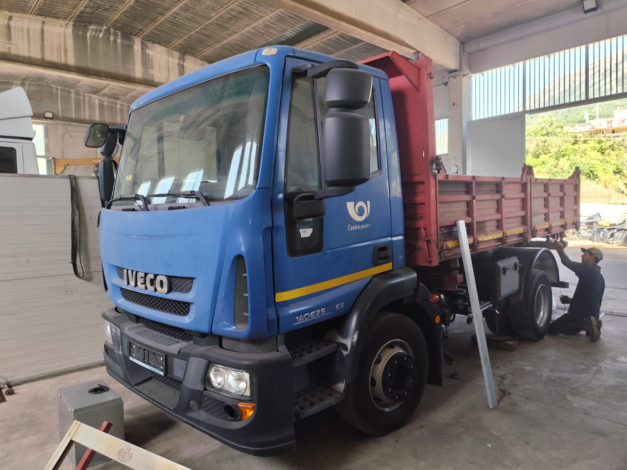 IVECO EUROCARGO 140E25 - Tovornjak prekucnik: slika 1 IVECO EUROCARGO 140E25 - Tovornjak prekucnik: slika 1