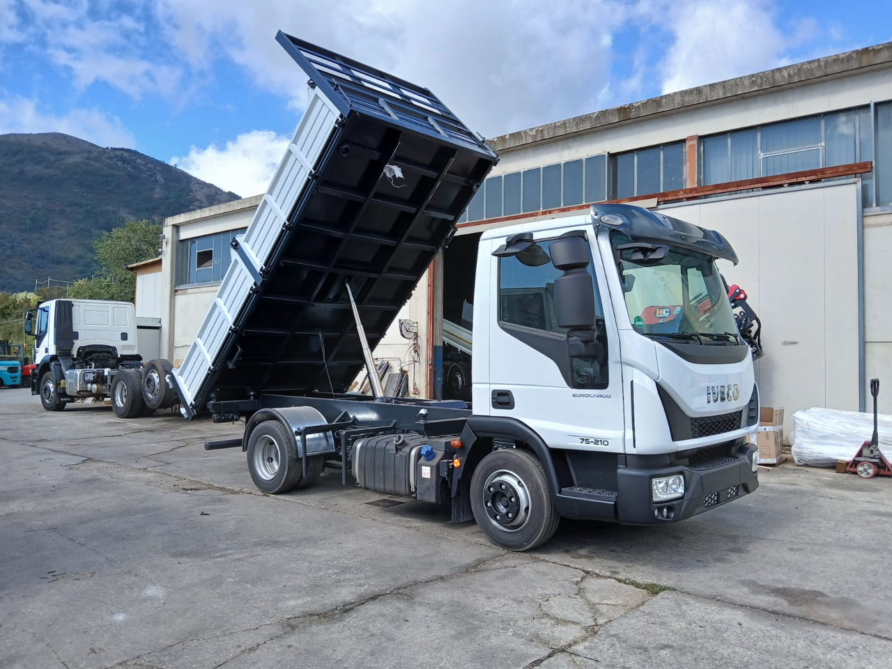IVECO EUROCARGO 75-210 lizing IVECO EUROCARGO 75-210: slika 42