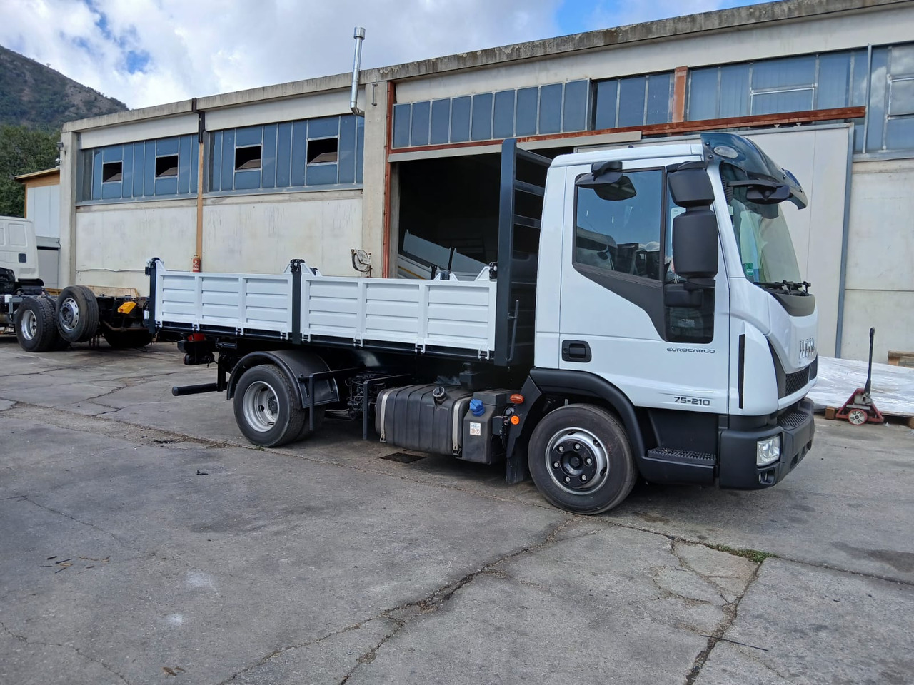 IVECO EUROCARGO 75-210 lizing IVECO EUROCARGO 75-210: slika 21