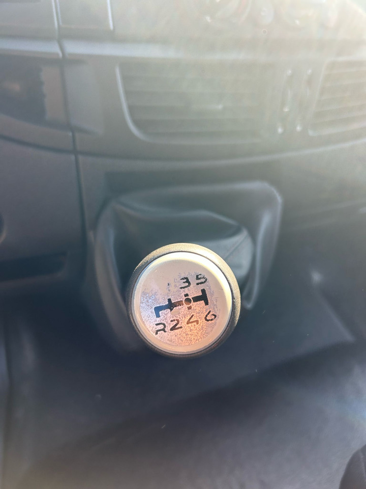 IVECO EUROCARGO 80-190 - Tovornjak-šasija: slika 5 IVECO EUROCARGO 80-190 - Tovornjak-šasija: slika 5