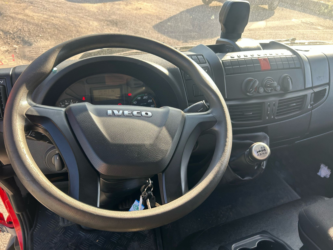 IVECO EUROCARGO 80-190 - Tovornjak-šasija: slika 3 IVECO EUROCARGO 80-190 - Tovornjak-šasija: slika 3