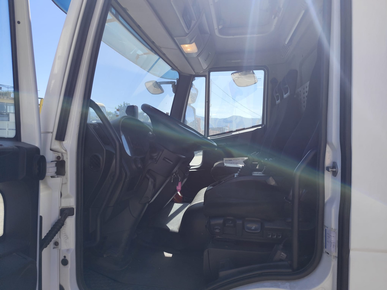 Tovornjak z dvigalom, Tovornjak prekucnik IVECO EUROCARGO 80-210: slika 43 Tovornjak z dvigalom, Tovornjak prekucnik IVECO EUROCARGO 80-210: slika 43