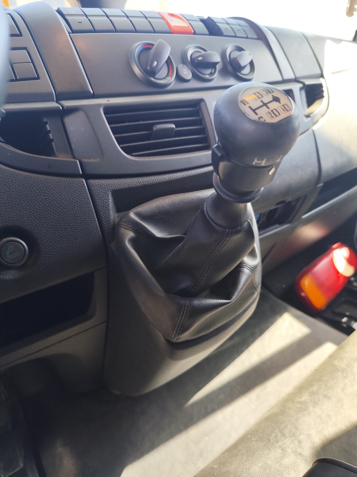 Tovornjak z dvigalom, Tovornjak prekucnik IVECO EUROCARGO 80-210: slika 44 Tovornjak z dvigalom, Tovornjak prekucnik IVECO EUROCARGO 80-210: slika 44