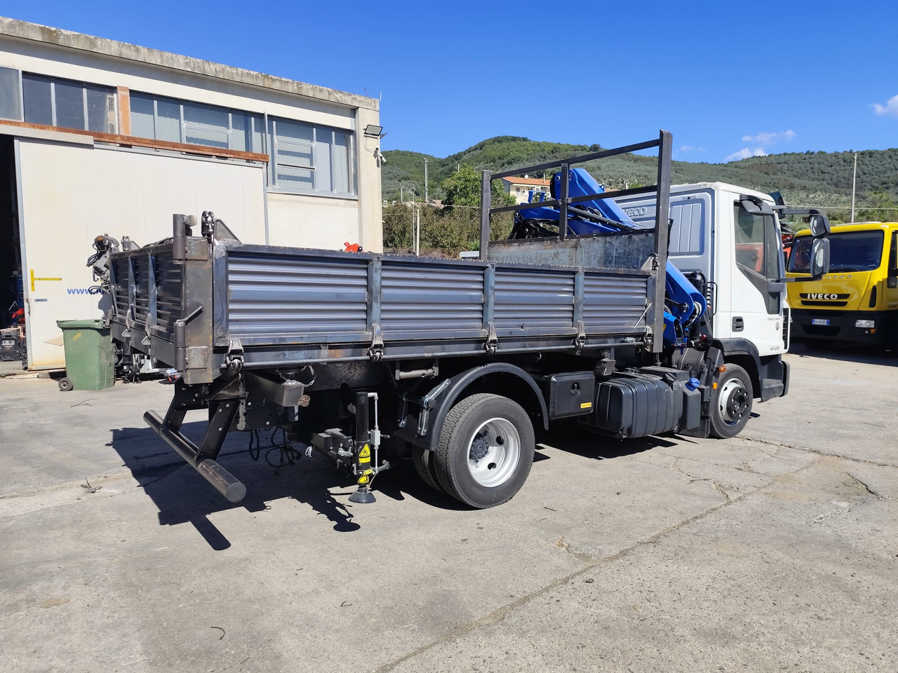 Tovornjak z dvigalom, Tovornjak prekucnik IVECO EUROCARGO 80-210: slika 30 Tovornjak z dvigalom, Tovornjak prekucnik IVECO EUROCARGO 80-210: slika 30