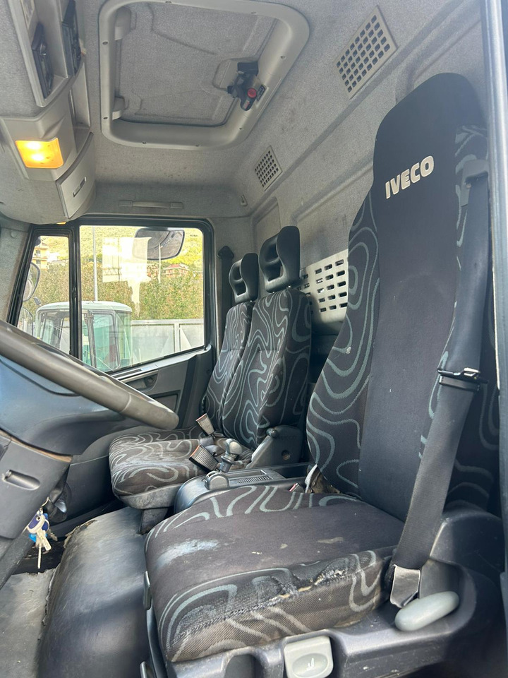 IVECO EUROCARGO 80E18 - Tovornjak z dvigalom, Tovornjak prekucnik: slika 5 IVECO EUROCARGO 80E18 - Tovornjak z dvigalom, Tovornjak prekucnik: slika 5