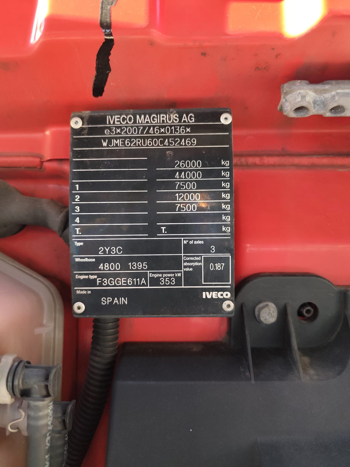 IVECO S-WAY AS260S48 Y - Tovornjak s kesonom: slika 3 IVECO S-WAY AS260S48 Y - Tovornjak s kesonom: slika 3