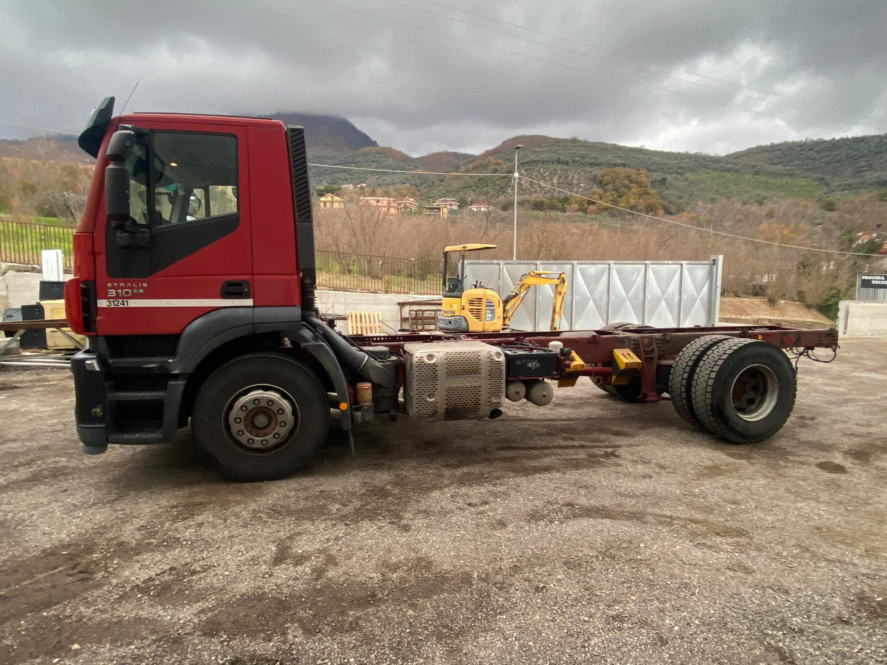 IVECO STRALIS 190S31 - Tovornjak-šasija: slika 2 IVECO STRALIS 190S31 - Tovornjak-šasija: slika 2