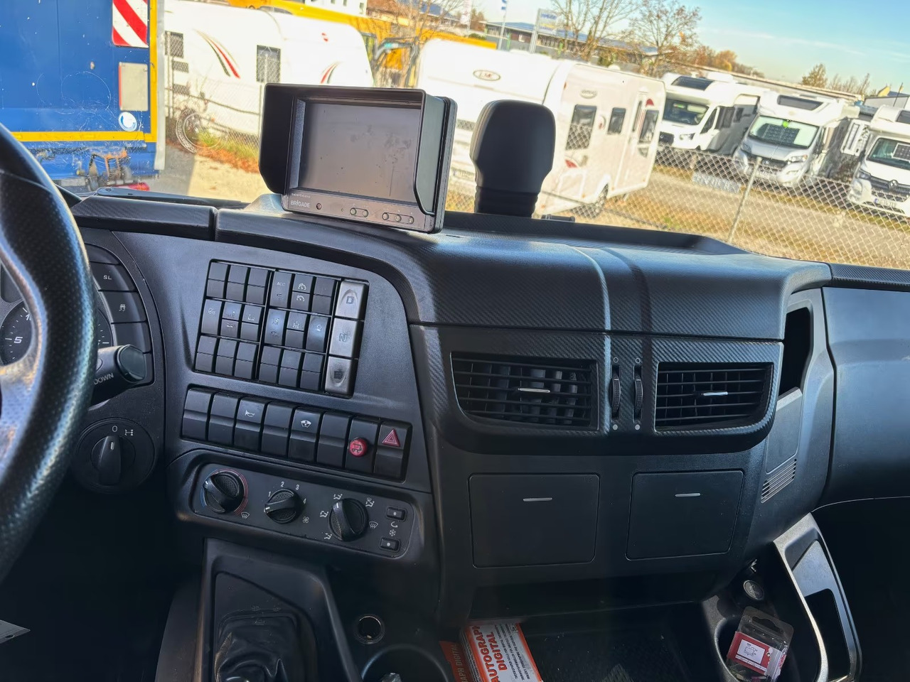 IVECO STRALIS 260S36 - Tovornjak zabojnik: slika 5 IVECO STRALIS 260S36 - Tovornjak zabojnik: slika 5