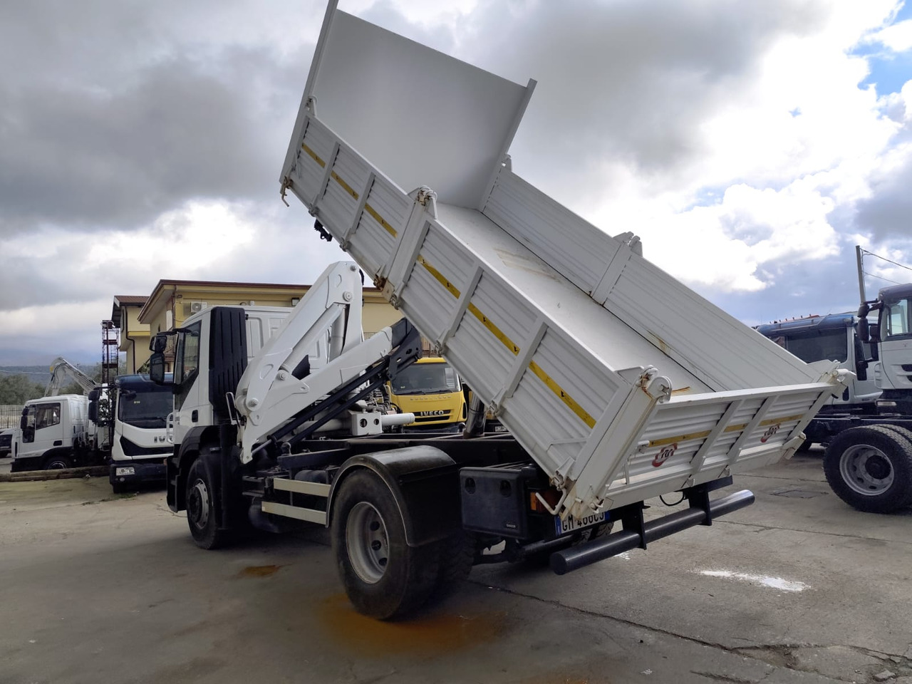 IVECO STRALIS AD 190S31P - Tovornjak z dvigalom, Tovornjak prekucnik: slika 5 IVECO STRALIS AD 190S31P - Tovornjak z dvigalom, Tovornjak prekucnik: slika 5