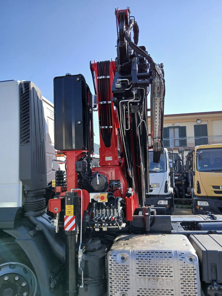 IVECO STRALIS AD 260S31 XP - Tovornjak z dvigalom: slika 5 IVECO STRALIS AD 260S31 XP - Tovornjak z dvigalom: slika 5