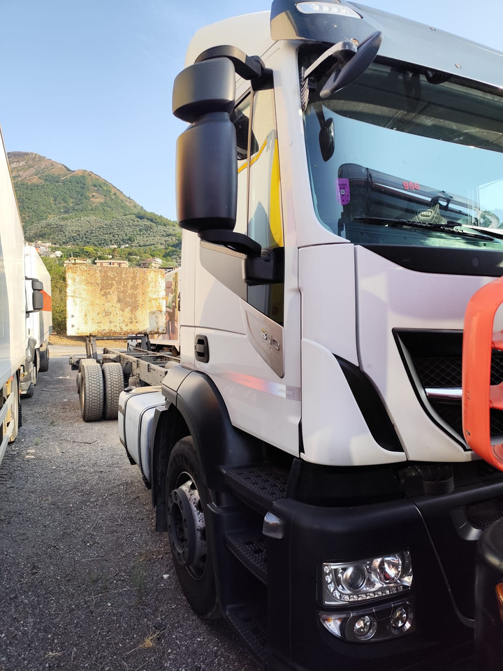 IVECO STRALIS AD 260S31 XP - Tovornjak zabojnik: slika 4 IVECO STRALIS AD 260S31 XP - Tovornjak zabojnik: slika 4