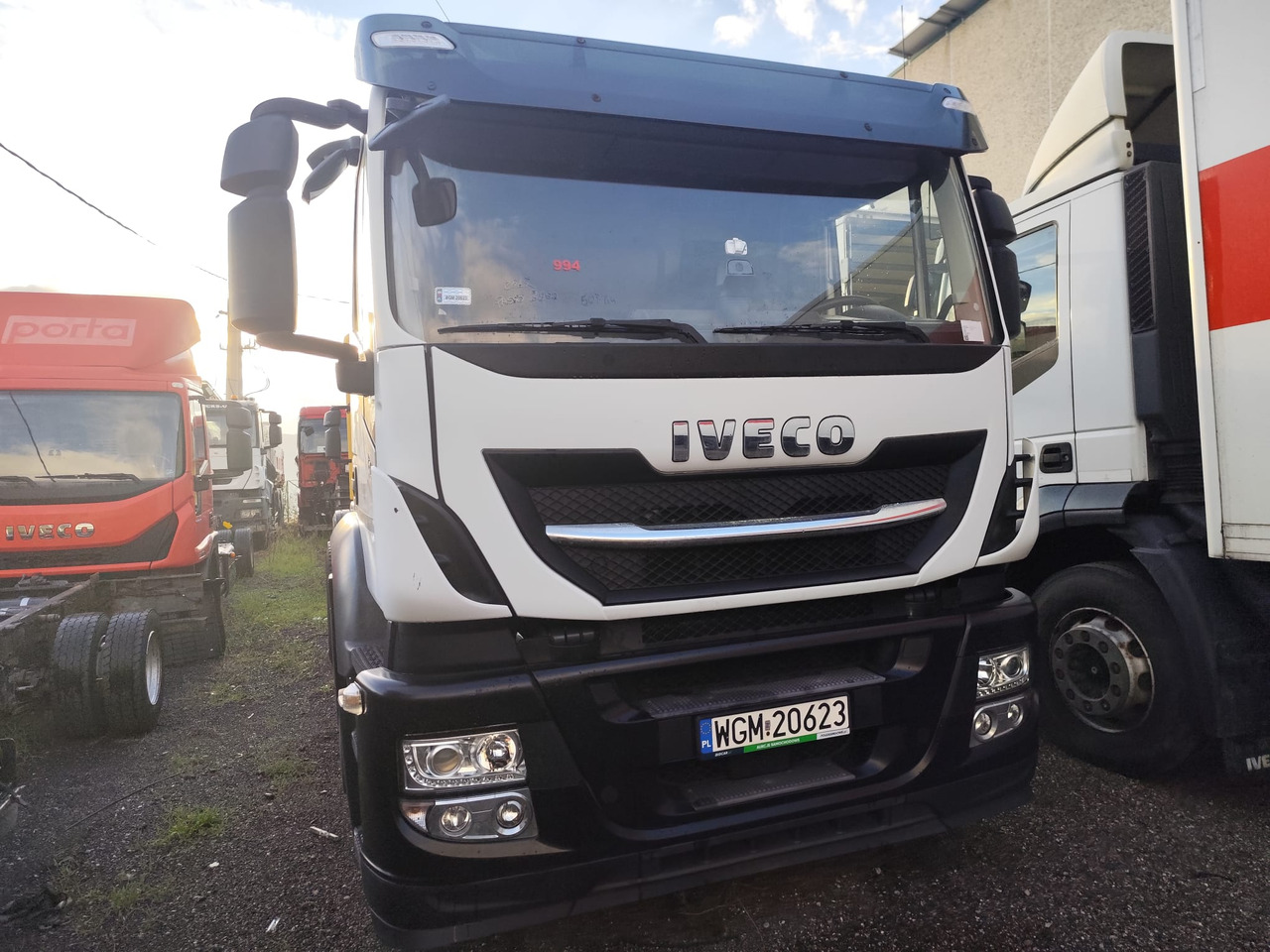 IVECO STRALIS AD 260S31 XP - Tovornjak-šasija: slika 4 IVECO STRALIS AD 260S31 XP - Tovornjak-šasija: slika 4