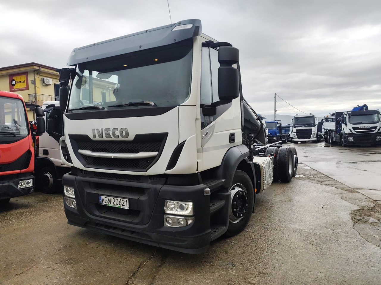 IVECO STRALIS AD 260S31 XP - Tovornjak z dvigalom: slika 1 IVECO STRALIS AD 260S31 XP - Tovornjak z dvigalom: slika 1