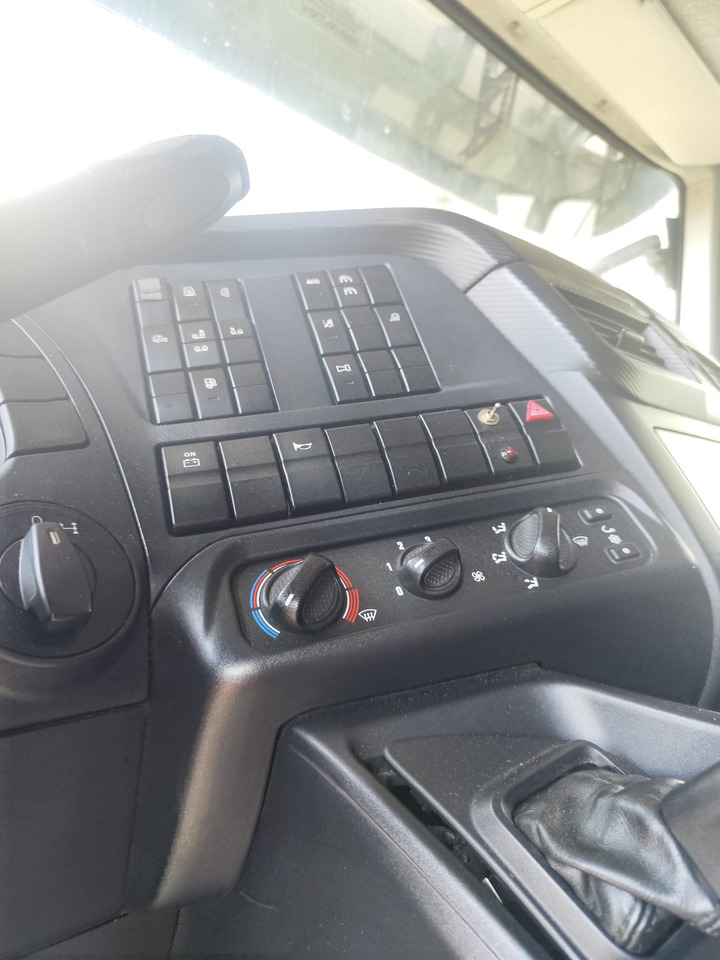 IVECO STRALIS AD 260S31 Y/P - Tovornjak-šasija: slika 3 IVECO STRALIS AD 260S31 Y/P - Tovornjak-šasija: slika 3