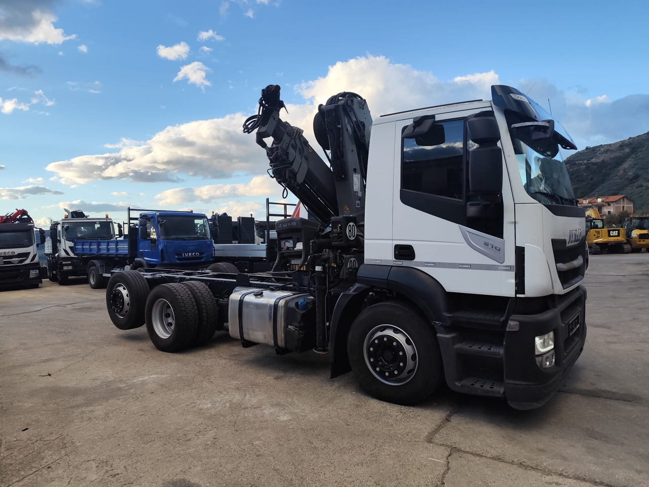 IVECO STRALIS AD 260S31 Y/P - Tovornjak prekucnik, Tovornjak z dvigalom: slika 3 IVECO STRALIS AD 260S31 Y/P - Tovornjak prekucnik, Tovornjak z dvigalom: slika 3