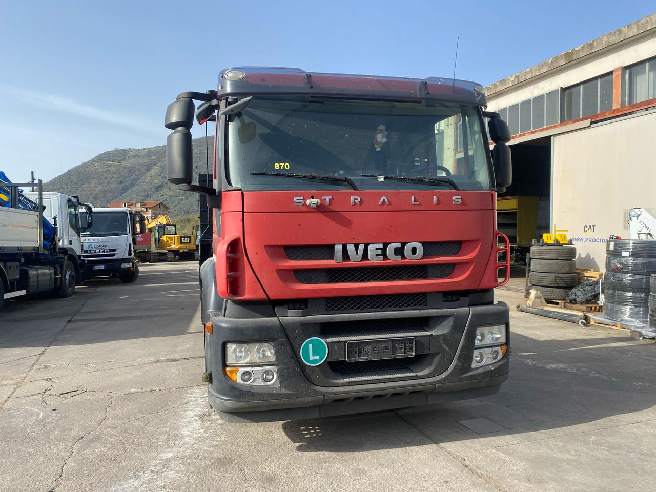 Tovornjak s kesonom IVECO STRALIS CUBE 260S31: slika 11