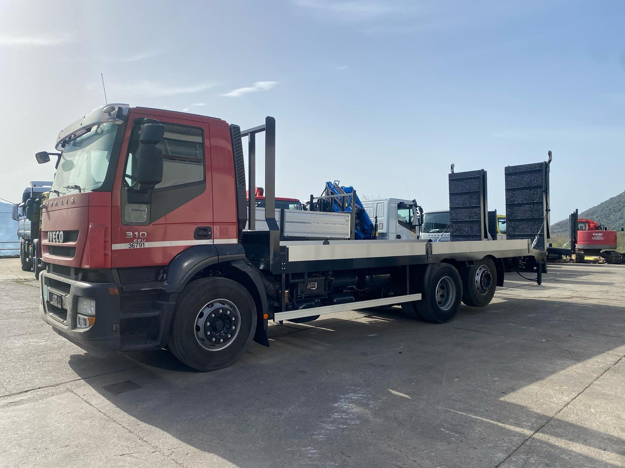 Tovornjak s kesonom IVECO STRALIS CUBE 260S31: slika 6