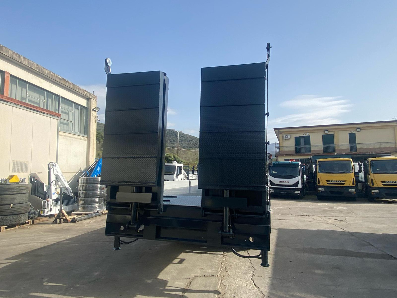 Tovornjak s kesonom IVECO STRALIS CUBE 260S31: slika 21