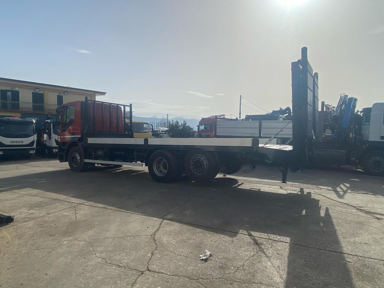 Tovornjak s kesonom IVECO STRALIS CUBE 260S31: slika 27