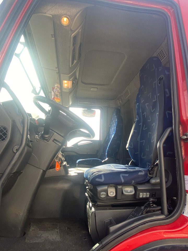 Tovornjak s kesonom IVECO STRALIS CUBE 260S31: slika 29