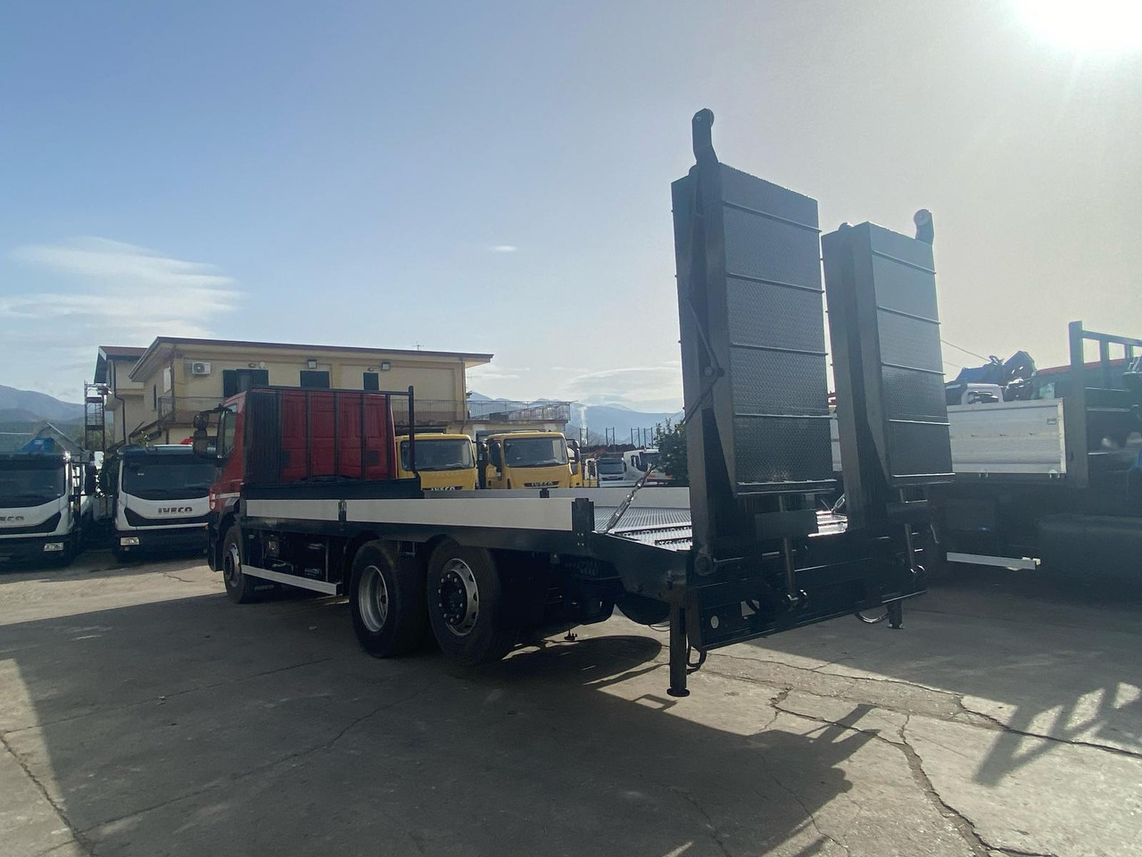 Tovornjak s kesonom IVECO STRALIS CUBE 260S31: slika 26