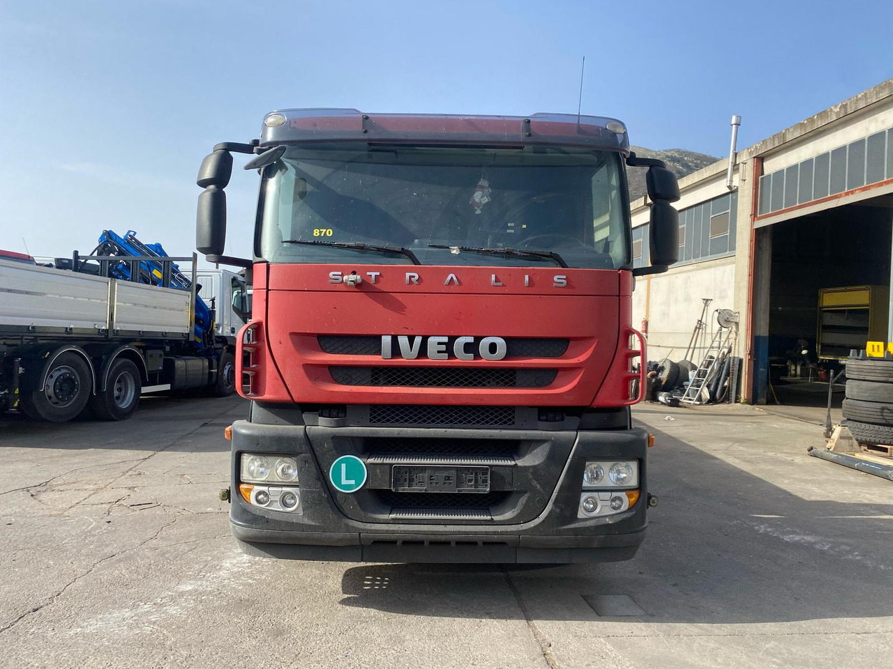 Tovornjak s kesonom IVECO STRALIS CUBE 260S31: slika 10